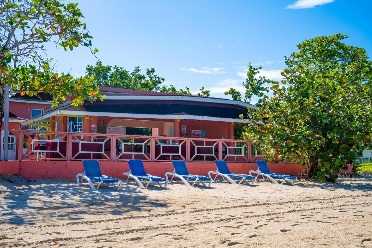Shields Negril Villas Екстер'єр фото