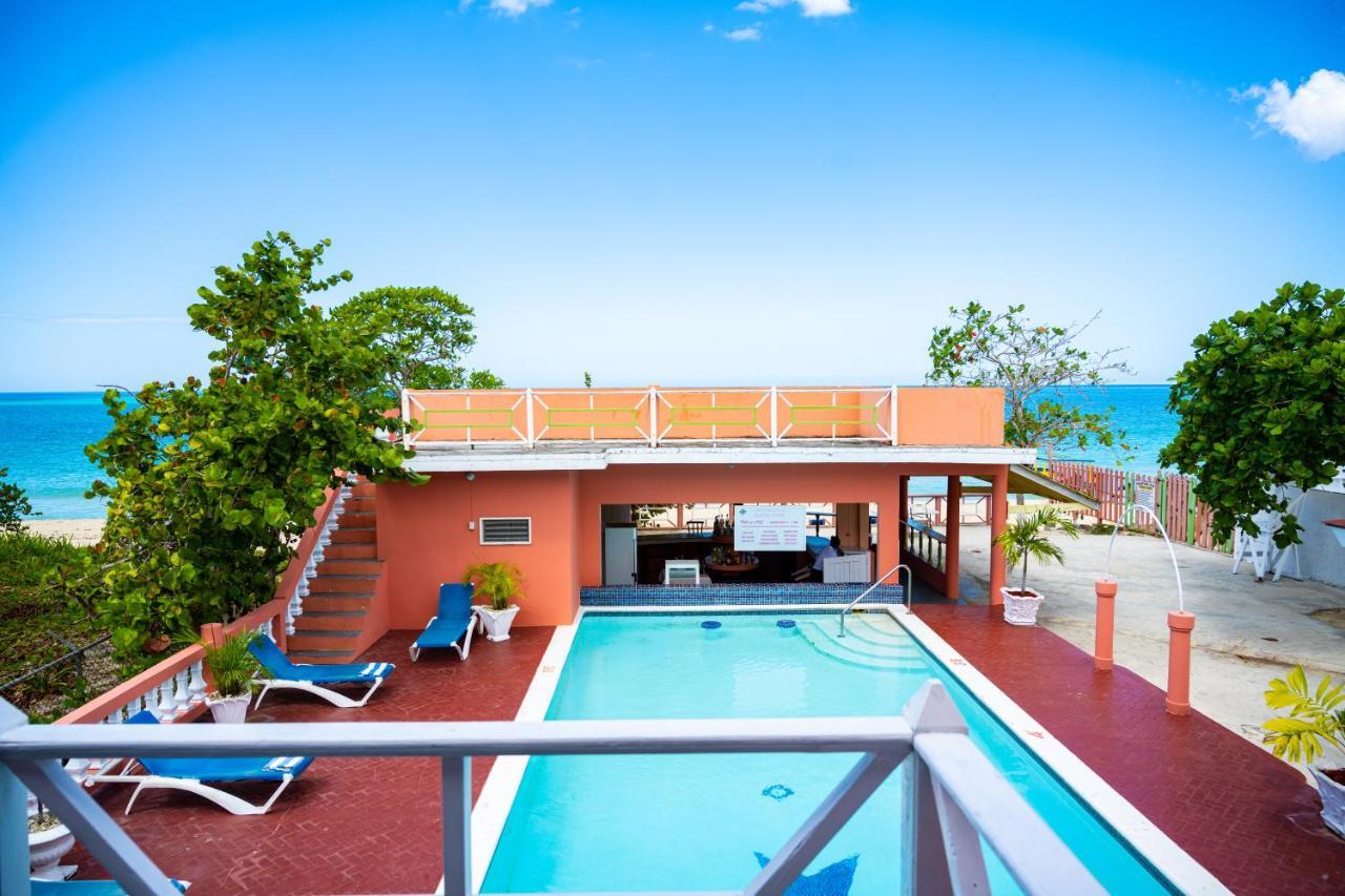 Shields Negril Villas Екстер'єр фото
