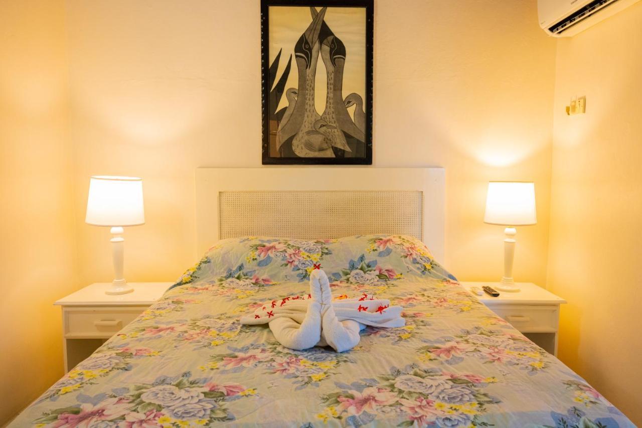 Shields Negril Villas Екстер'єр фото