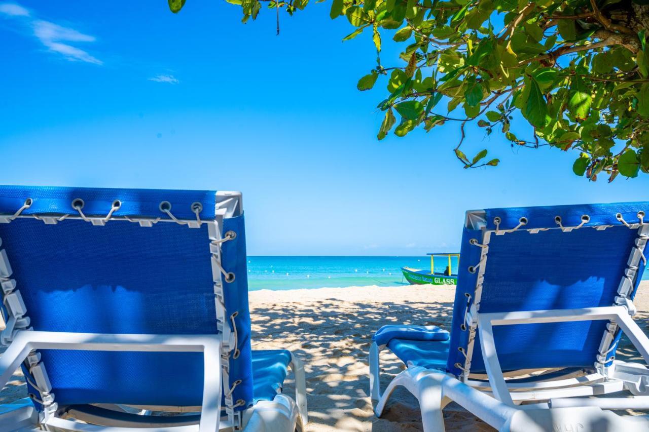 Shields Negril Villas Екстер'єр фото