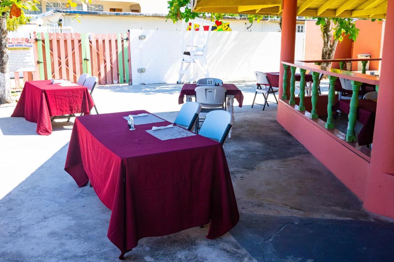 Shields Negril Villas Екстер'єр фото