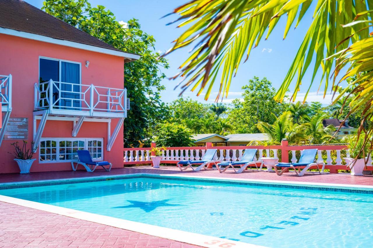 Shields Negril Villas Екстер'єр фото
