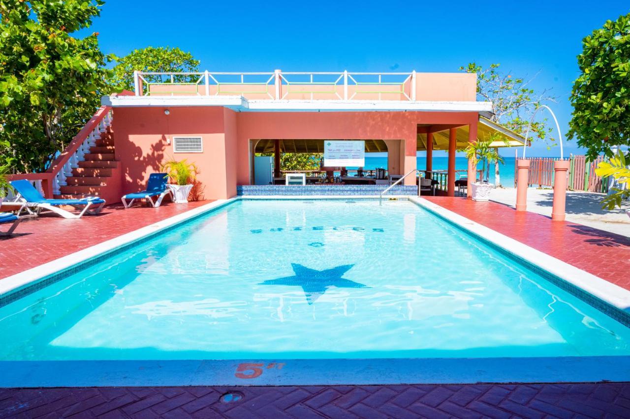 Shields Negril Villas Екстер'єр фото