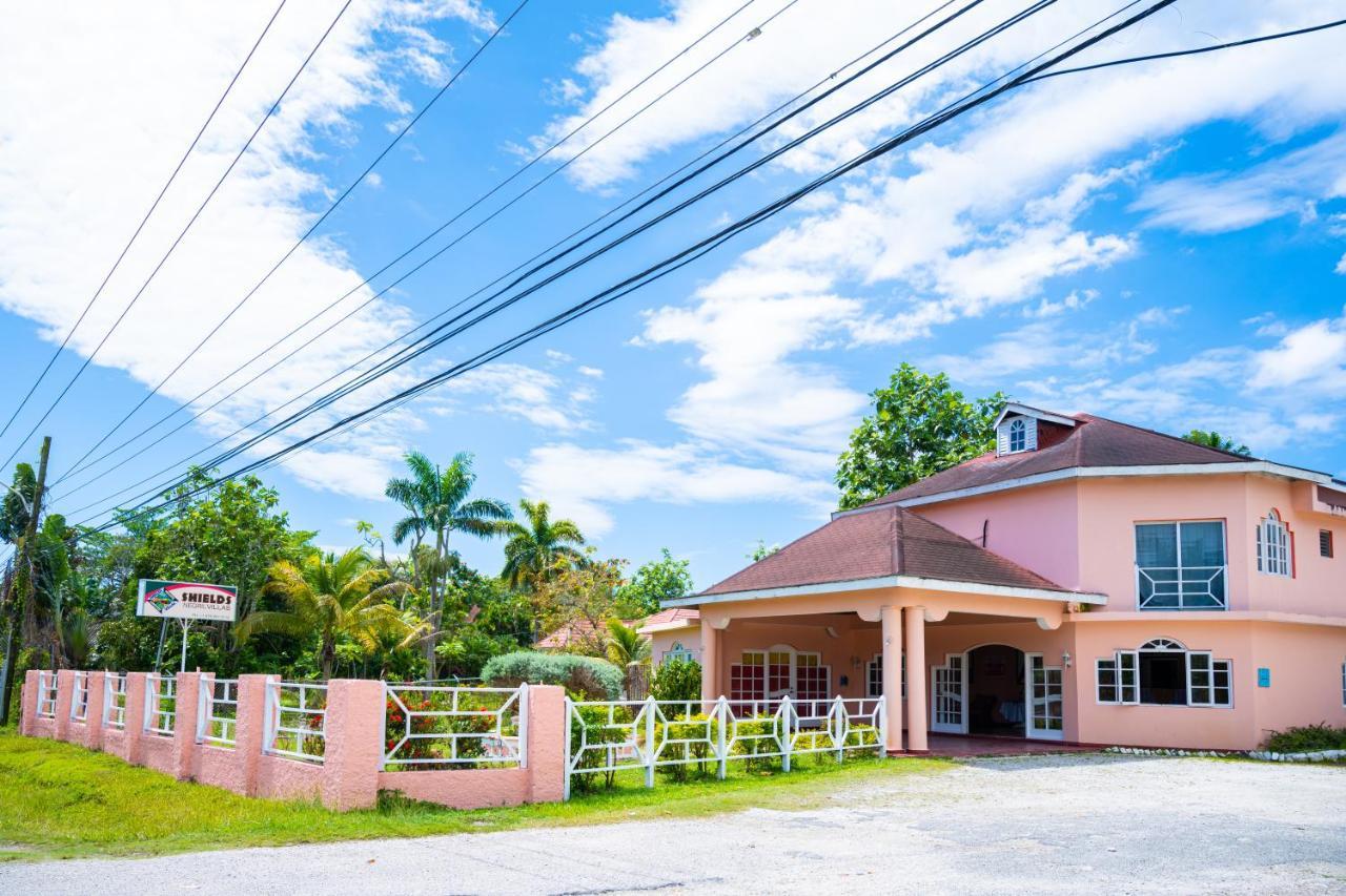 Shields Negril Villas Екстер'єр фото