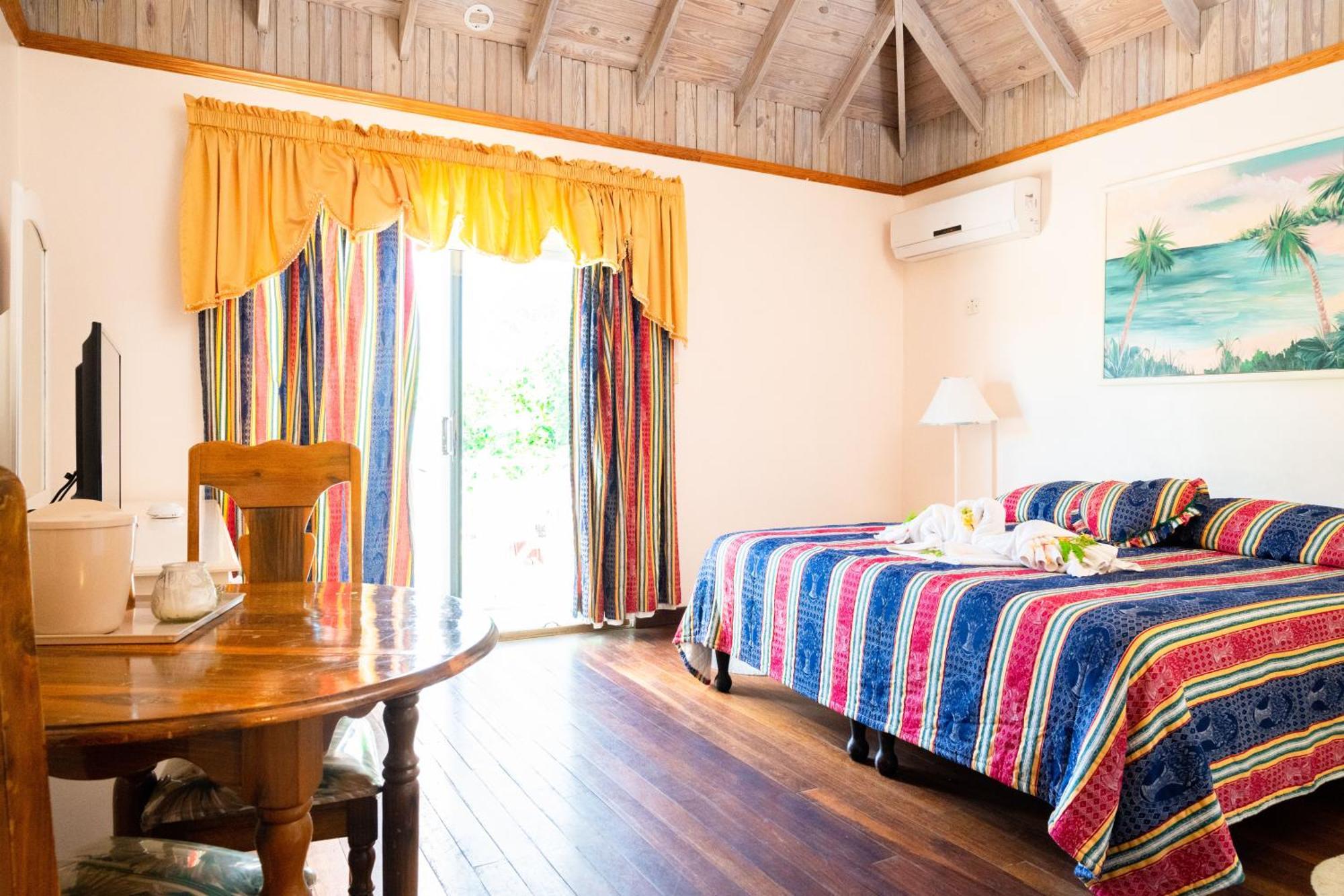Shields Negril Villas Номер фото